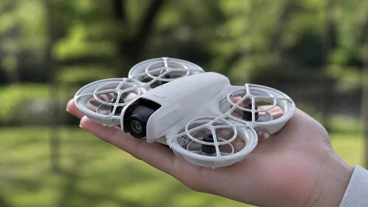 DJI Neo: Взлёт с ладони — штатный сценарий запуска